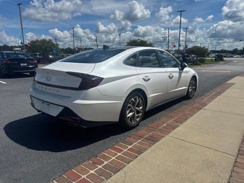 Used 2023 Hyundai Sonata SEL w/ Convenience Package FWD image 7