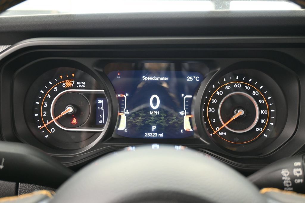 Used 2024 Jeep Wrangler Unlimited Sahara w/ Safety Group AWD/4WD image 25