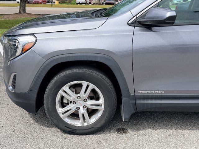 Used 2019 GMC Terrain SLE w/ Driver Convenience Package AWD/4WD image 9