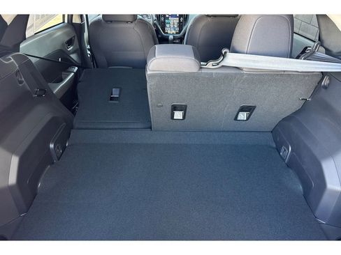 Used 2026 Subaru Crosstrek 2.0i Premium image 15