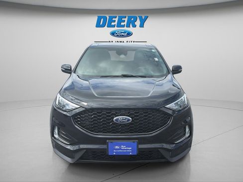 Certified 2020 Ford Edge ST-Line w/ Cold Weather Package AWD/4WD image 14