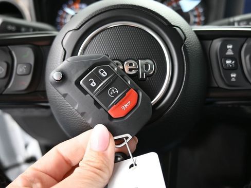 New 2026 Jeep Gladiator Sport AWD/4WD image 31