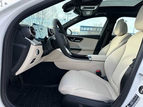 Used 2026 Mercedes-Benz C 300 4MATIC Sedan image 20