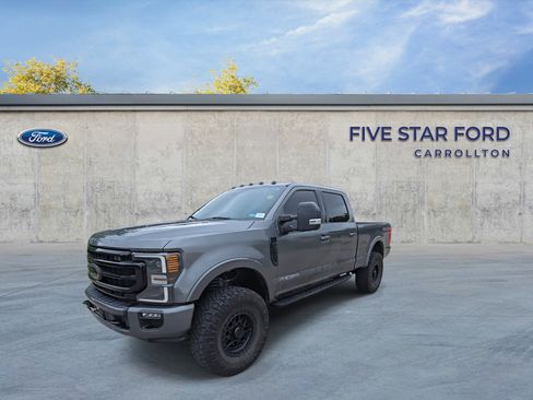 Used 2022 Ford F350 Lariat w/ Tremor Off-Road Package AWD/4WD image 4