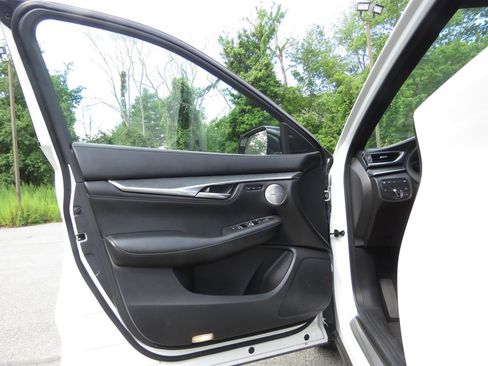 Used 2023 INFINITI QX55 Sensory w/ Lighting Package AWD/4WD image 9