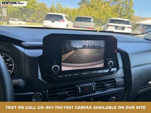 Used 2024 Nissan Pathfinder S image 26