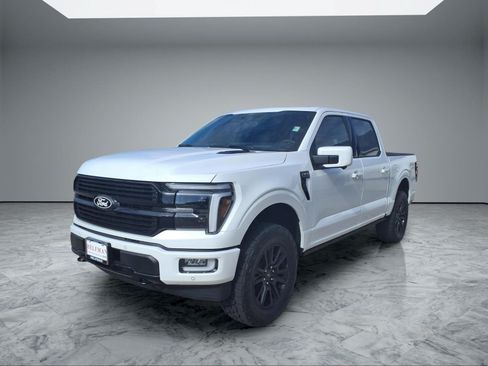 Used 2025 Ford F150 Platinum w/ Equipment Group 702A High AWD/4WD image 3