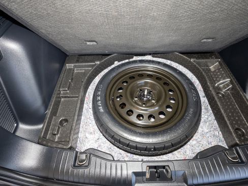 Used 2022 Ford Escape SEL w/ SEL Stealth AWD Package image 24