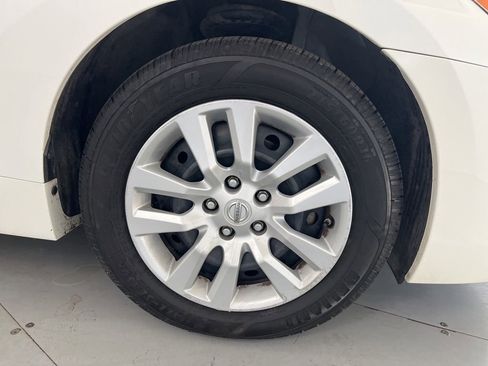 Used 2014 Nissan Altima 2.5 S FWD image 17
