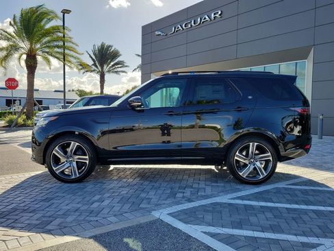 New 2026 Land Rover Discovery Limited Edition image 2