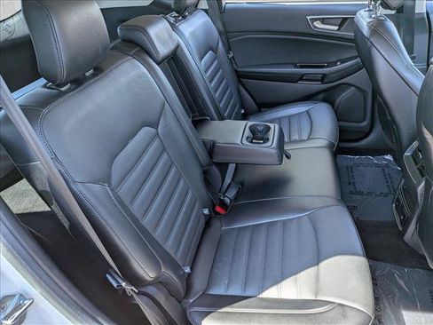 Used 2017 Ford Edge SEL w/ Equipment Group 201A AWD/4WD image 27