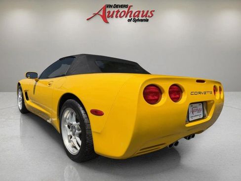 Used 2003 Chevrolet Corvette Convertible w/ Preferred Equipment Group1 RWD image 6