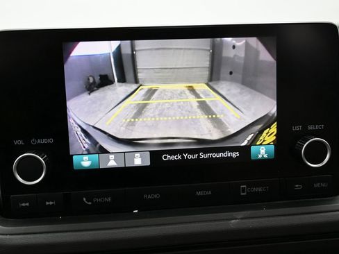 Used 2025 Honda Accord SE image 23