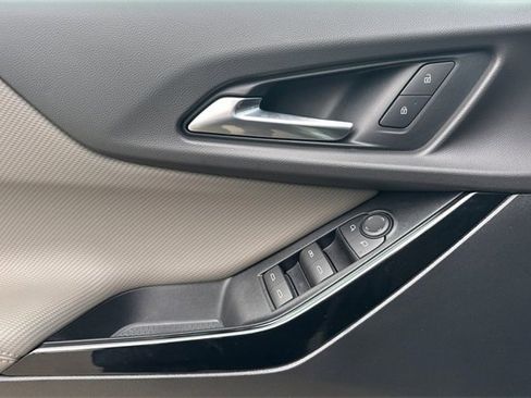 New 2026 Chevrolet Equinox LT w/ Convenience Package II image 14