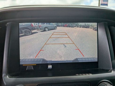 Used 2021 Chevrolet Colorado Z71 w/ Safety Package AWD/4WD image 23