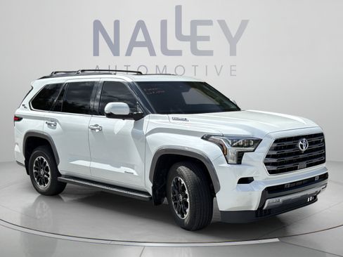 Used 2023 Toyota Sequoia Limited w/ TRD Off-Road Package AWD/4WD image 7