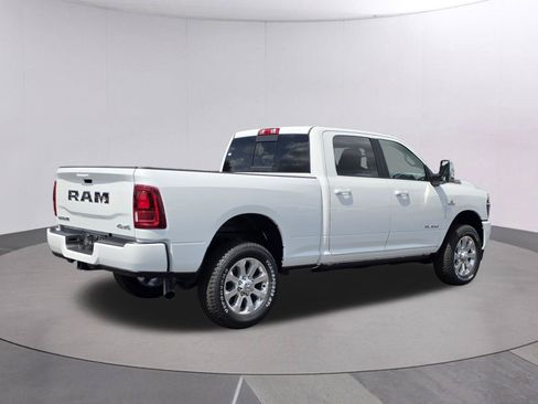 New 2026 RAM 2500 Laramie AWD/4WD image 5