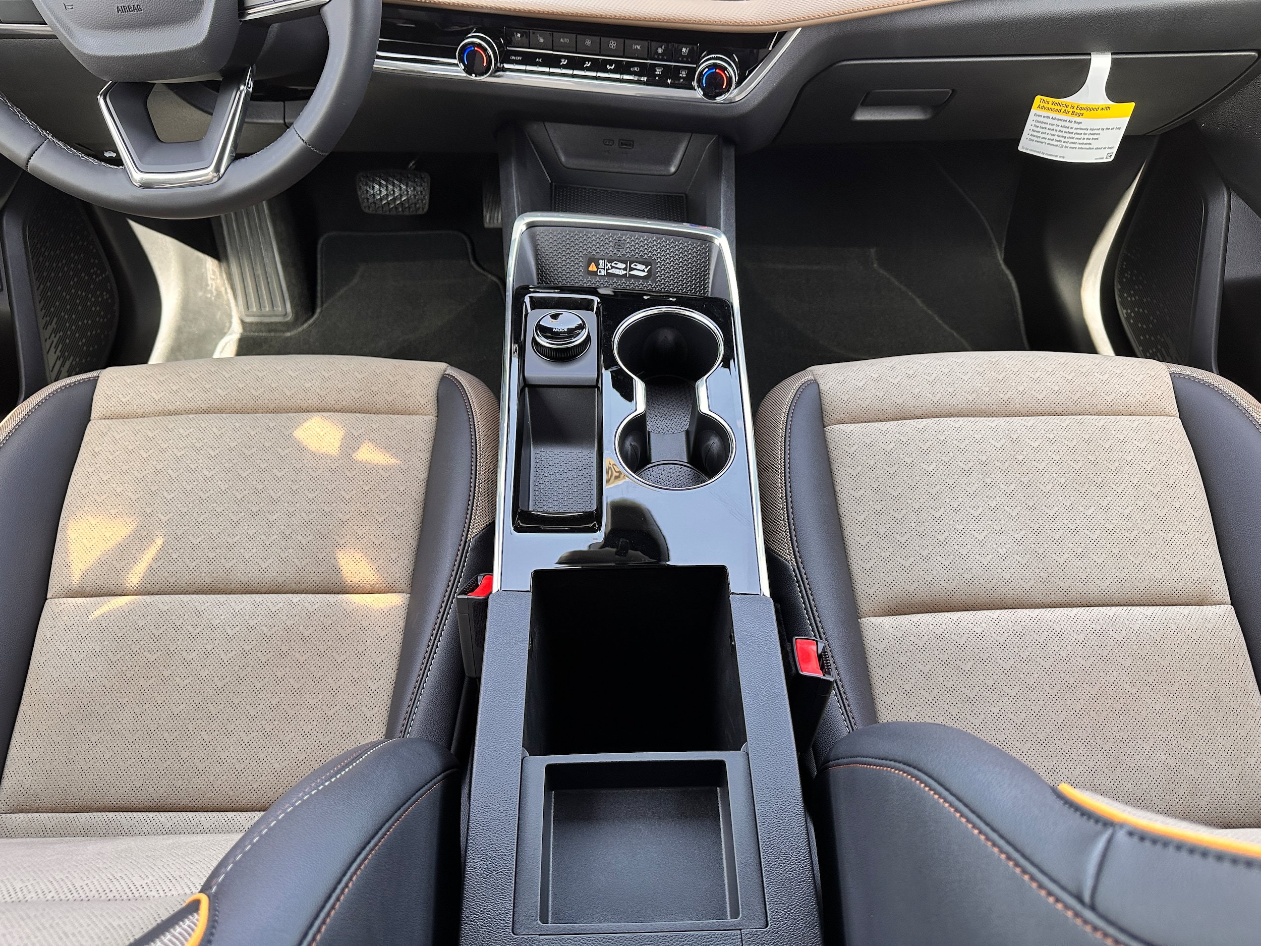 Used 2026 Chevrolet Equinox ACTIV w/ Convenience Package III FWD image 15
