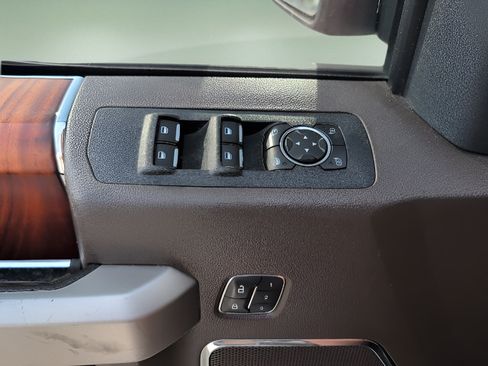 Used 2016 Ford F150 King Ranch w/ Equipment Group 601A Luxury AWD/4WD image 16