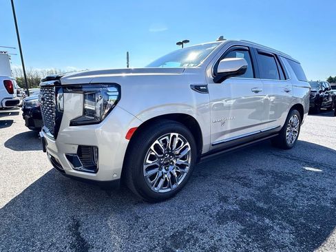 Certified 2023 GMC Yukon Denali Ultimate AWD/4WD image 2