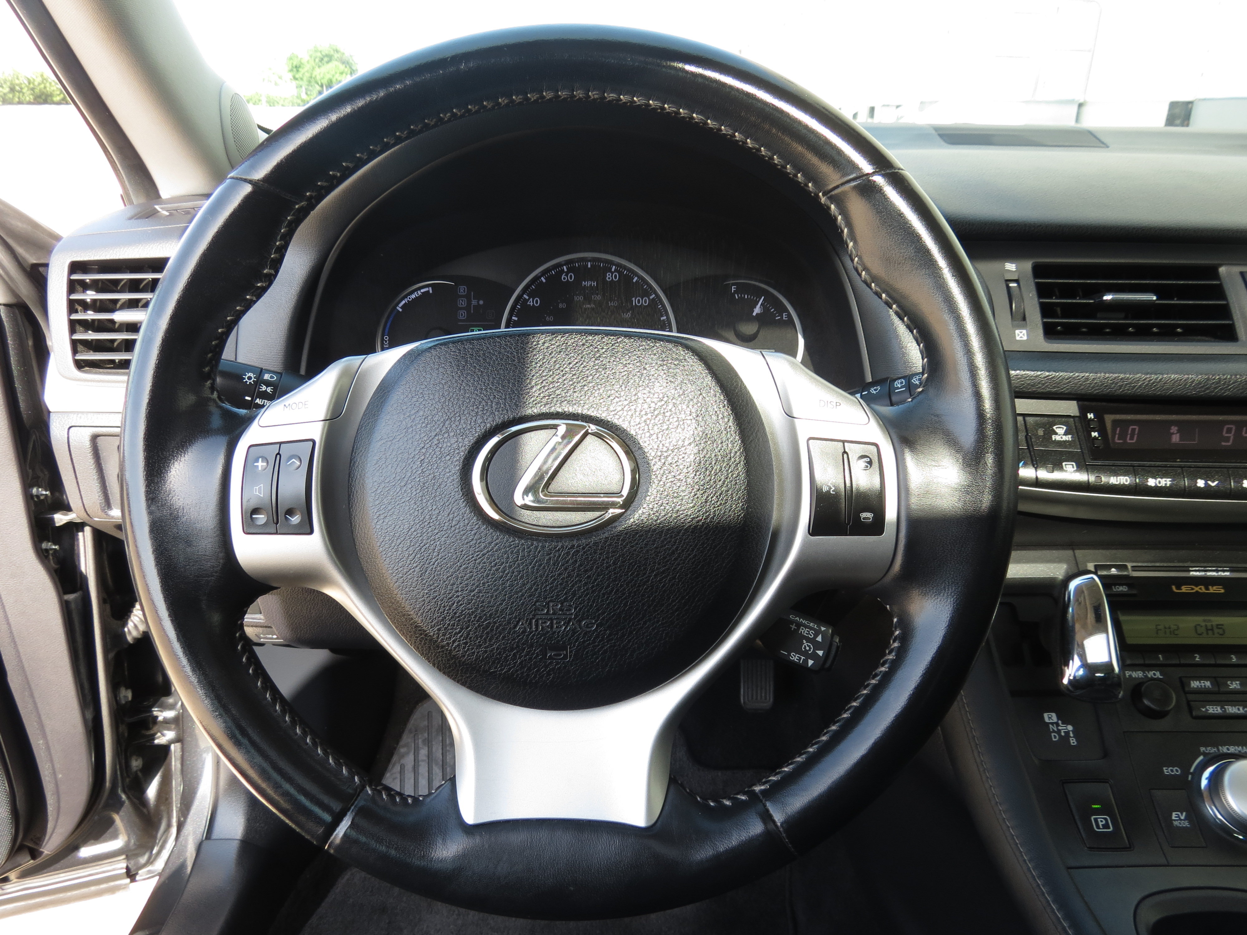 Used 2011 Lexus CT 200h Premium w/ Premium Audio Pkg FWD image 12