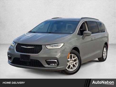 Used 2022 Chrysler Pacifica Touring-L image 1