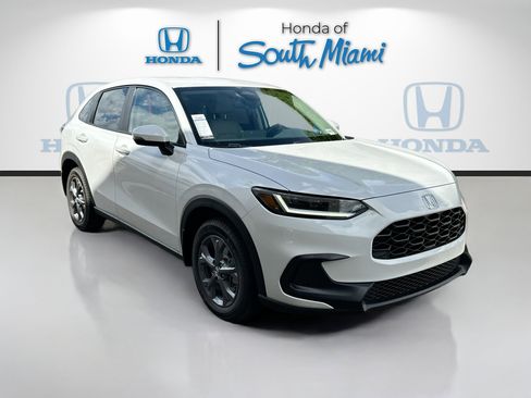 New 2026 Honda HR-V LX image 1