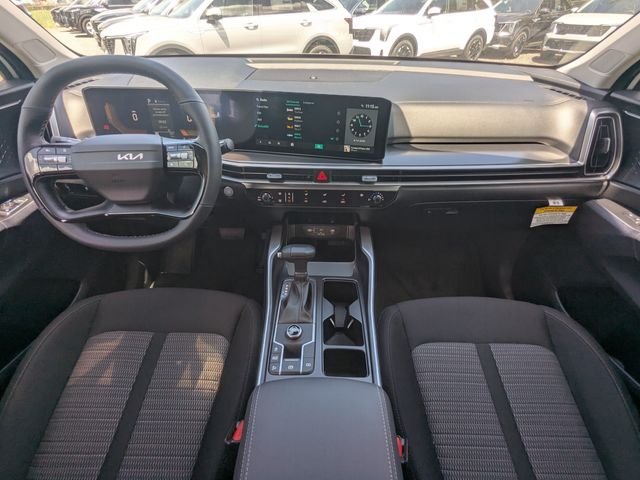 New 2026 Kia Sorento LX FWD image 17