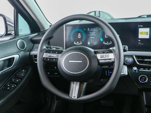 Used 2024 Hyundai Sonata SEL FWD image 12