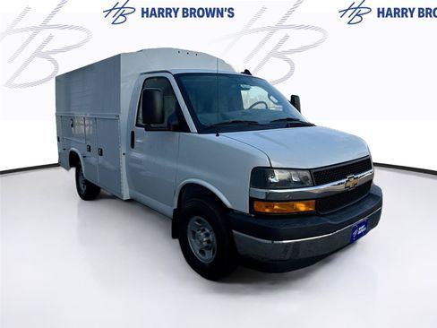 New 2025 Chevrolet Express 3500 w/ Power Convenience Package RWD image 3