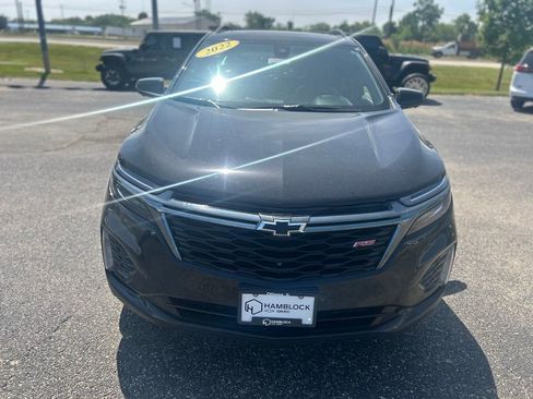 Used 2022 Chevrolet Equinox RS w/ RS Plus Package AWD/4WD image 2