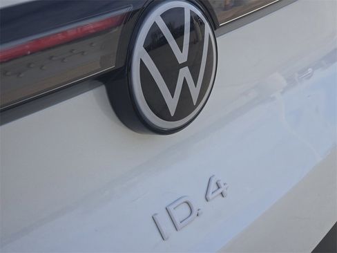 Used 2023 Volkswagen ID.4 Pro S image 11