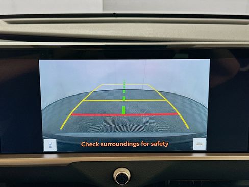 Used 2025 Toyota Crown XLE image 22