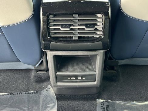 New 2026 Volkswagen ID.4 Pro S image 25