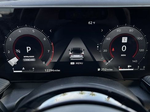 Certified 2025 Nissan Kicks SR image 11