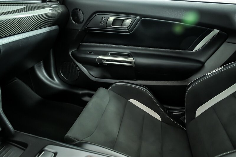 Used 2020 Ford Mustang Shelby GT500 w/ Carbon Fiber Track Pack RWD image 29