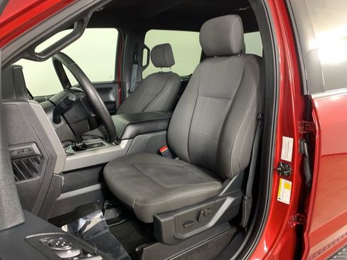 Used 2019 Ford F150 XLT w/ Equipment Group 302A Luxury AWD/4WD image 27