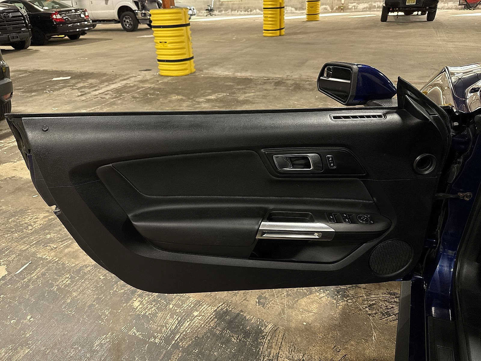 Used 2019 Ford Mustang Convertible w/ Ecoboost Performance Package RWD image 29