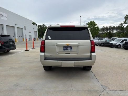 Used 2015 Chevrolet Tahoe LT w/ Luxury Package AWD/4WD image 6