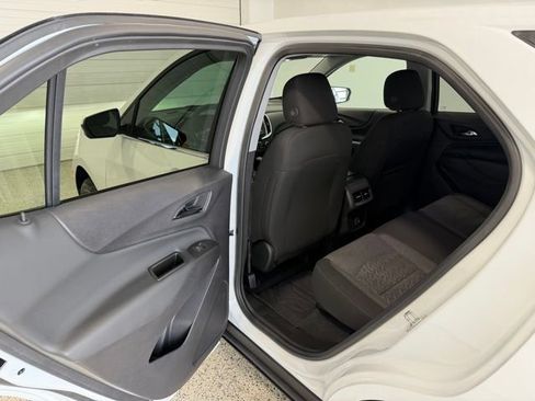 Used 2024 Chevrolet Equinox LT w/ LPO, Floor Liner Package AWD/4WD image 20