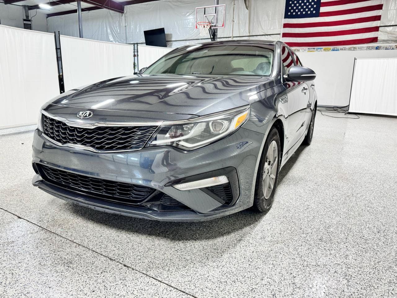 Used 2020 Kia Optima LX FWD image 2