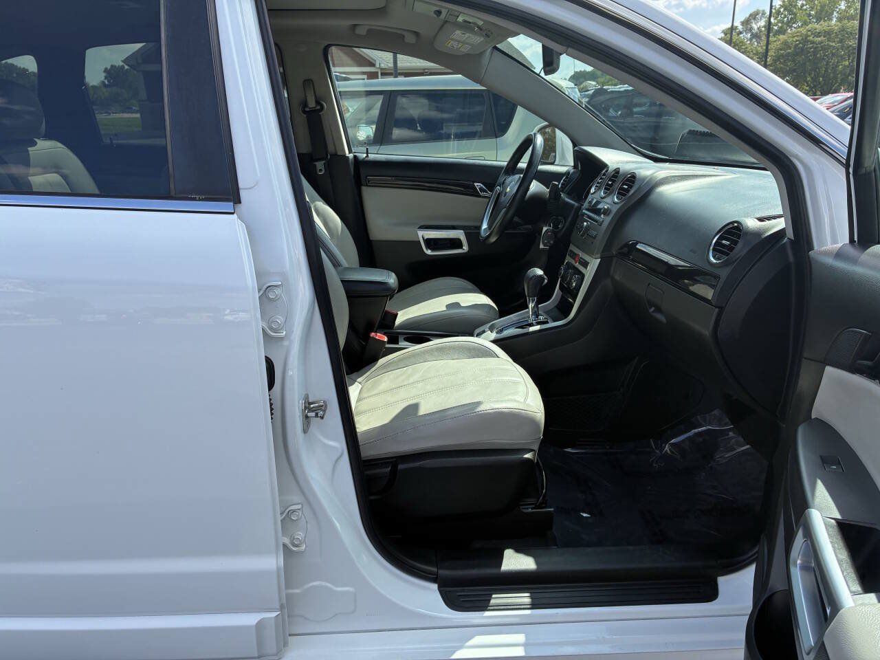 Used 2013 Chevrolet Captiva Sport LTZ FWD image 27