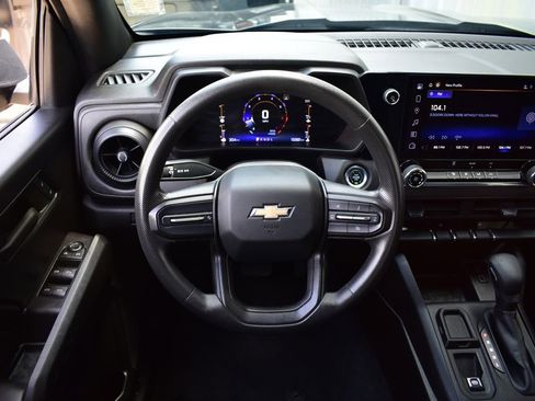 Used 2023 Chevrolet Colorado W/T RWD image 32