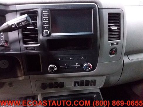 Used 2019 Nissan NV 2500 SV image 11