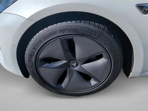 Used 2020 Tesla Model 3 Long Range image 24