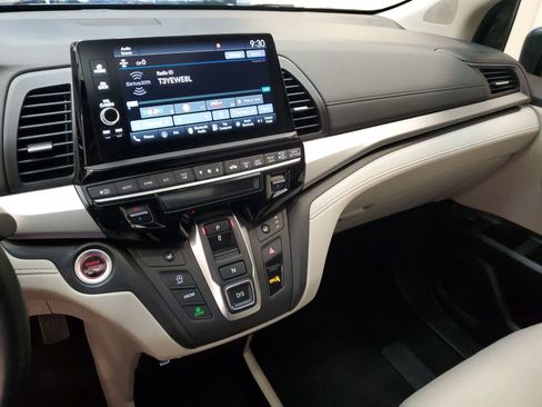 Certified 2025 Honda Odyssey EX-L image 31