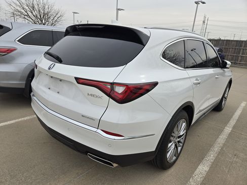 Certified 2023 Acura MDX SH-AWD w/ Advance Package image 7