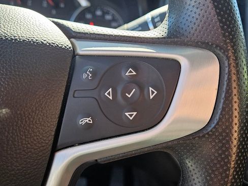 Used 2023 GMC Acadia SLE w/ Driver Convenience Package FWD image 28