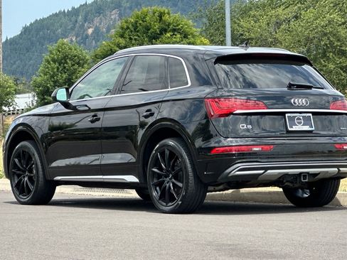 Used 2021 Audi Q5 2.0T Premium Plus w/ Premium Plus Package AWD/4WD image 5