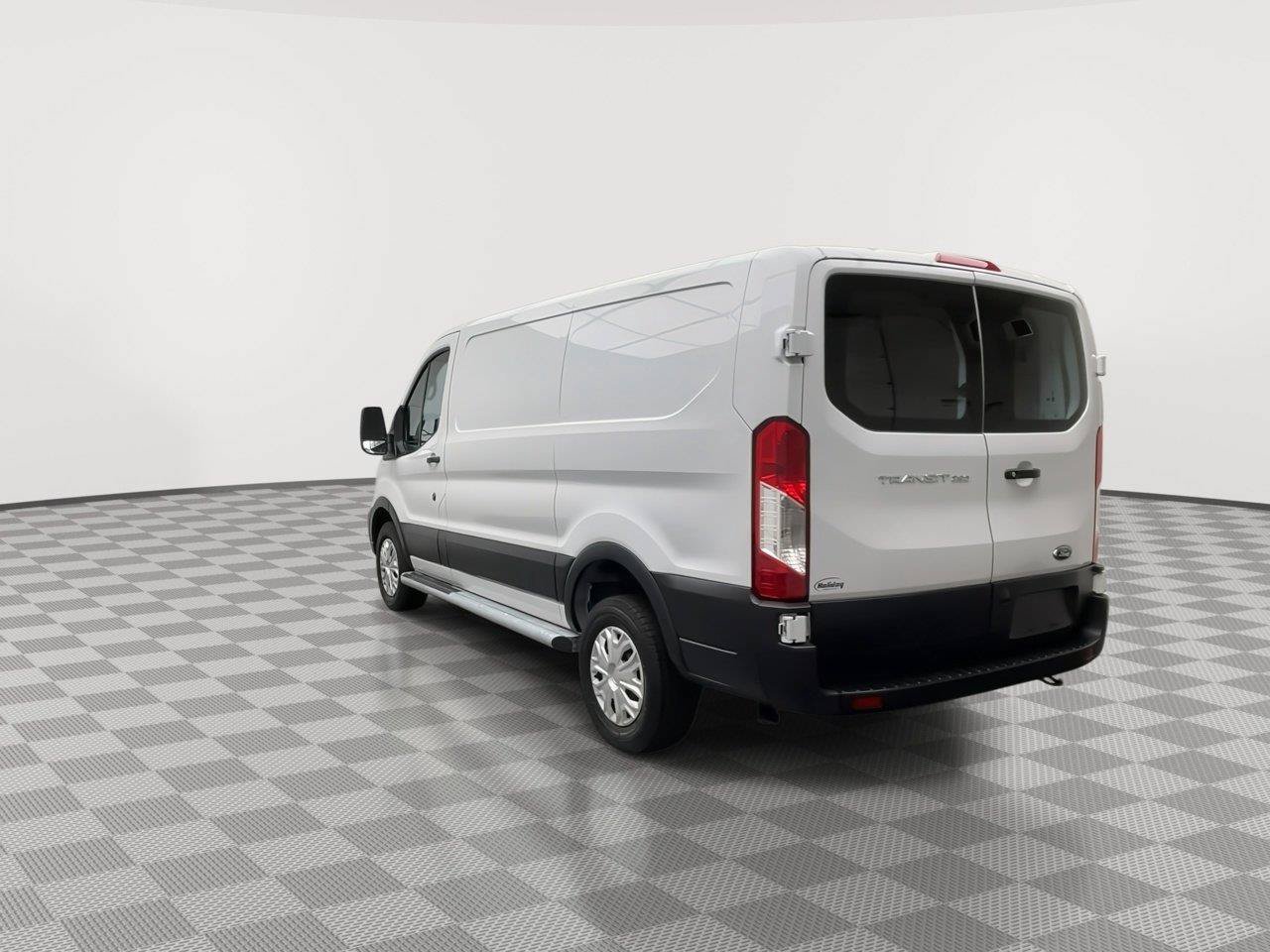 Used 2025 Ford Transit 250 Low Roof w/ Exterior Upgrade Package RWD image 28
